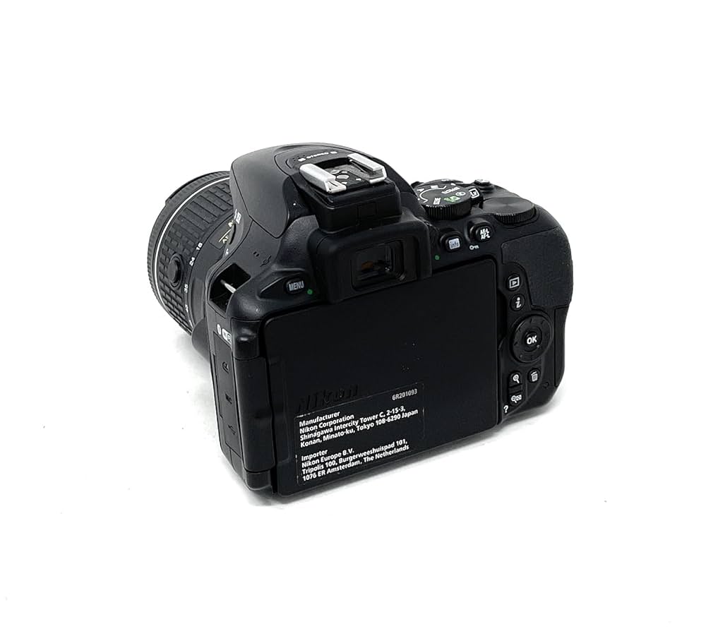 Nikon - 新品級 Nikon D5600 AF-P18-55 VR KIT 608ショット 新品級 Nikon D5600 AF-P18-55 VR KIT 608ショット